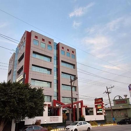 Hotel You Koso Tijuana Esterno foto