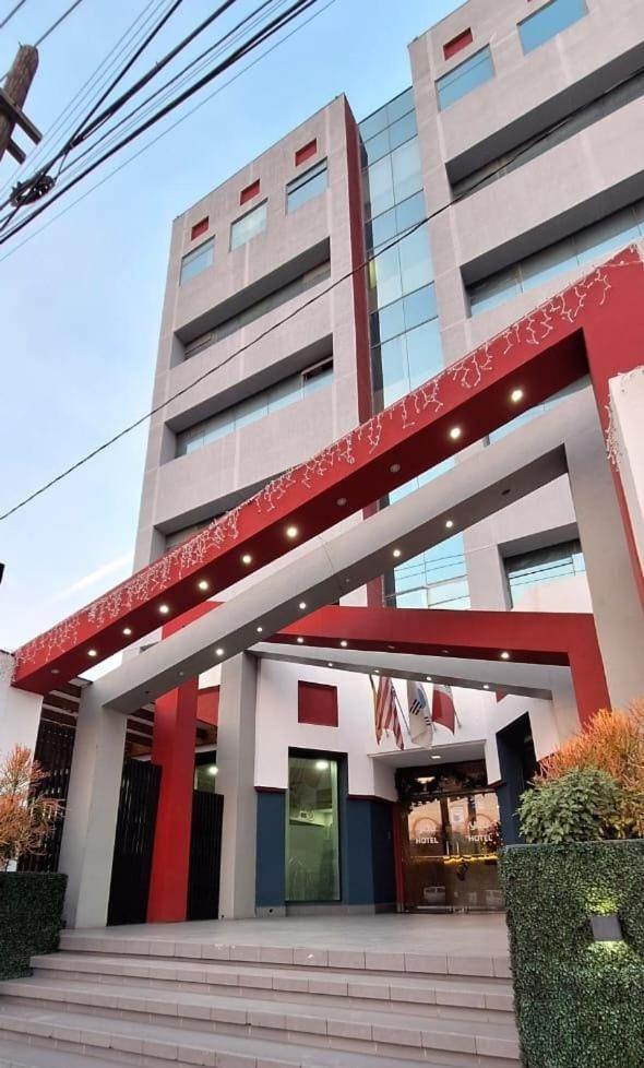 Hotel You Koso Tijuana Esterno foto