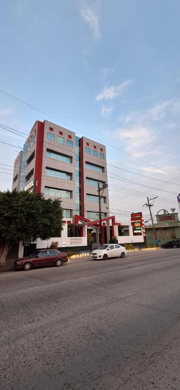 Hotel You Koso Tijuana Esterno foto